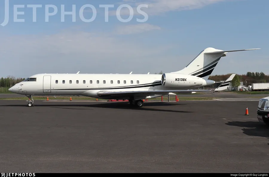 N313BK, serial 9108, photographed 14 May 2022